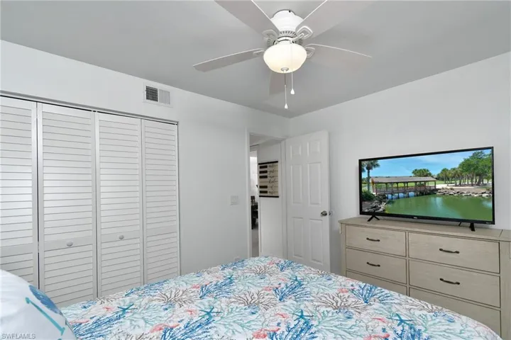 12150 Kelly Sands Way 607, Fort Myers, Florida 33908