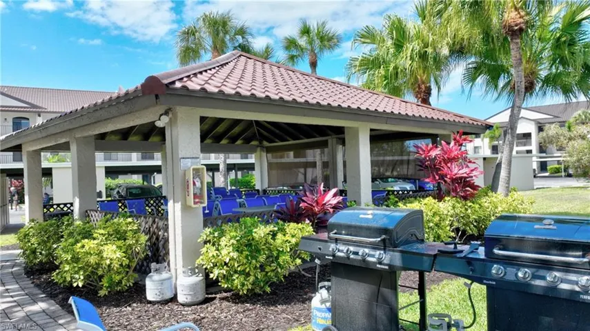 12150 Kelly Sands Way 607, Fort Myers, Florida 33908