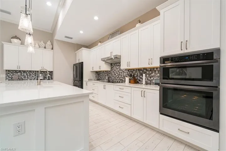 14620 Regatta Ln, Naples, Florida 34114