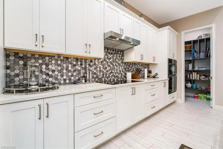 14620 Regatta Ln, Naples, Florida 34114