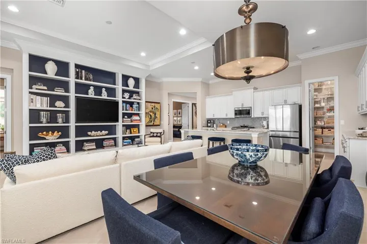 Formal and Casual Dining