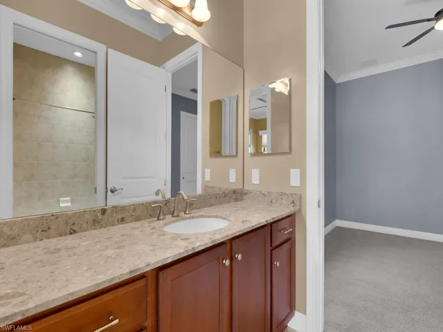 Jack-n-Jill Bath