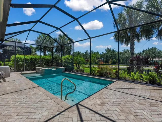 Spacious Lanai