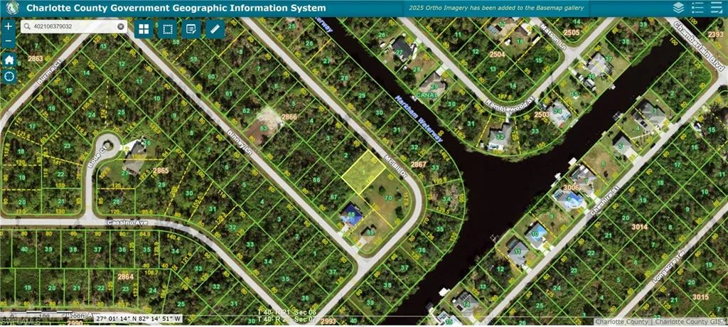 Aerial map of property and surrounding area