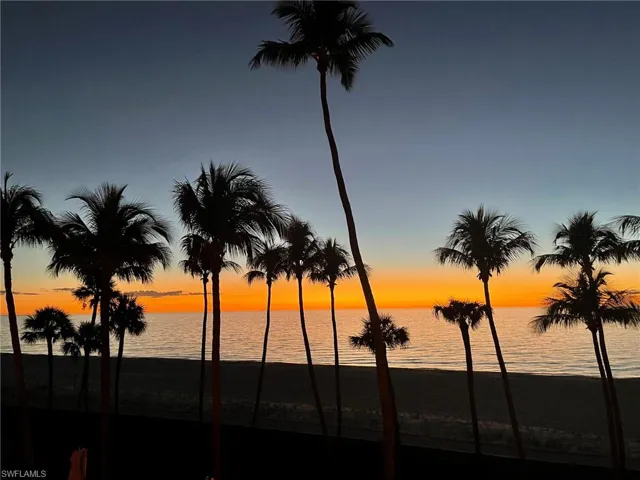 Unforgettable Nightly Sunsets!
