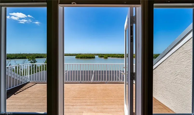 5427  Osprey  CT, Sanibel, FL 33957