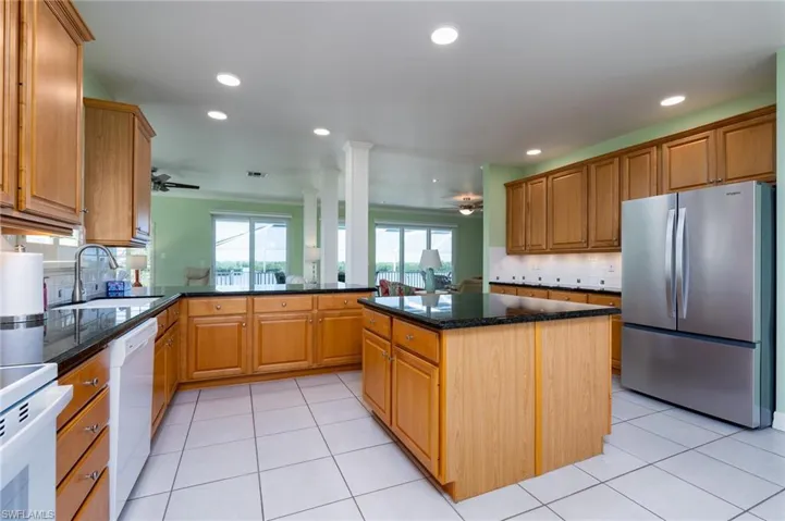 5427  Osprey  CT, Sanibel, FL 33957