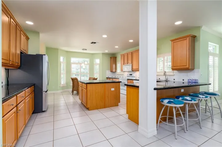 5427  Osprey  CT, Sanibel, FL 33957