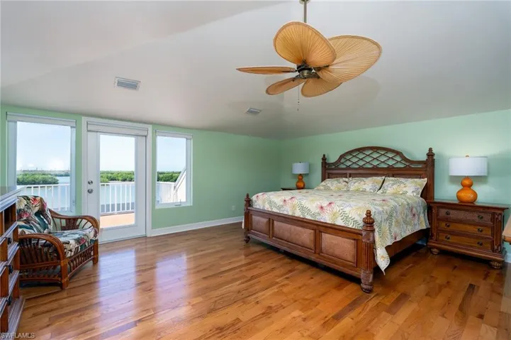5427  Osprey  CT, Sanibel, FL 33957