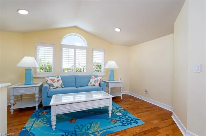 5427  Osprey  CT, Sanibel, FL 33957