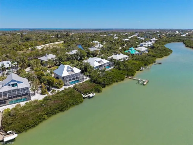 5427  Osprey  CT, Sanibel, FL 33957