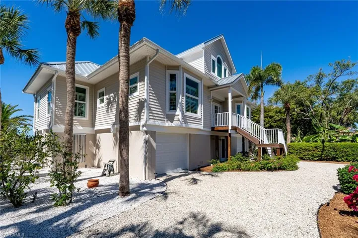 5427  Osprey  CT, Sanibel, FL 33957