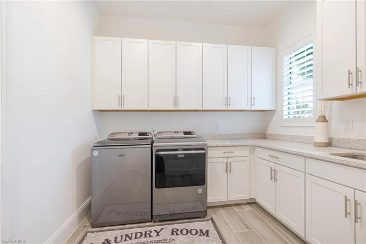 14244 Laguna Springs Ln, Naples, Florida 34114