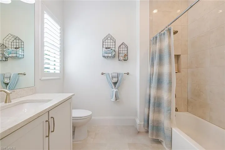 14244 Laguna Springs Ln, Naples, Florida 34114