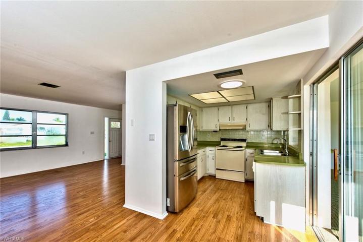 23401  East El Dorado Ave  AVE, Bonita Springs, FL 34134