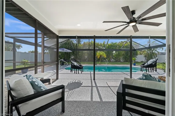 2141 Sw 5th Ave, Cape Coral, Florida 33991