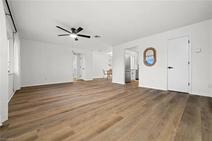 2141 Sw 5th Ave, Cape Coral, Florida 33991