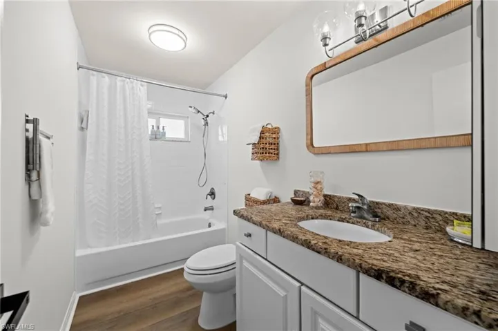 2141 Sw 5th Ave, Cape Coral, Florida 33991