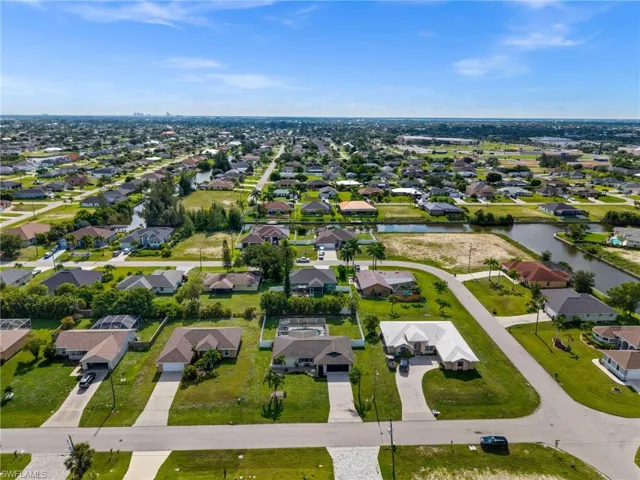 2141 Sw 5th Ave, Cape Coral, Florida 33991