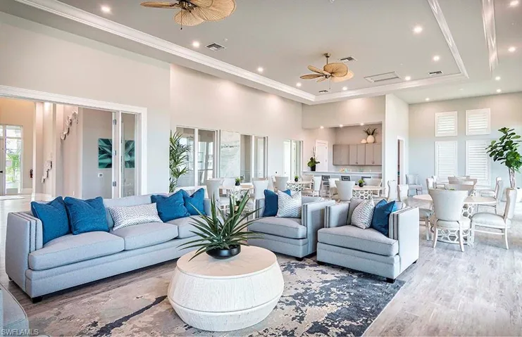163  Indies E DR, Naples, FL 34114