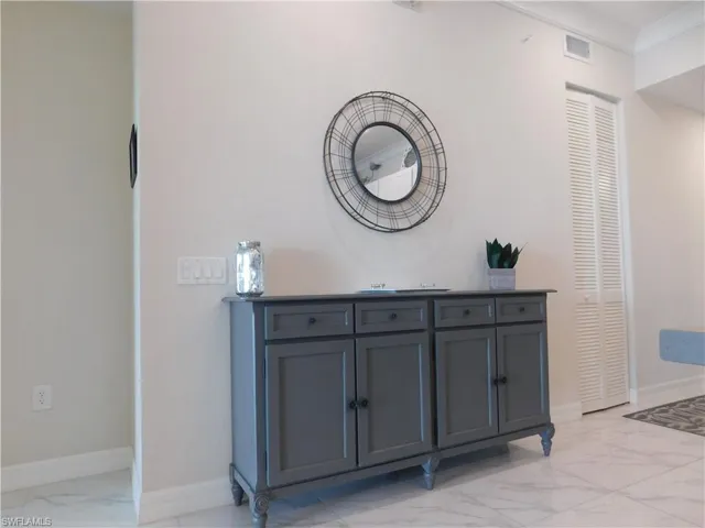 163  Indies E DR, Naples, FL 34114