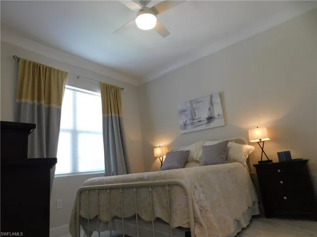 163  Indies E DR, Naples, FL 34114