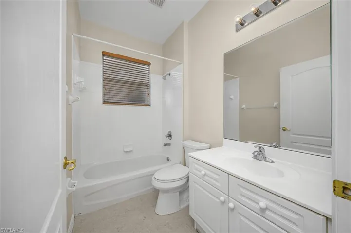 2045 Crestview Way A10, Naples, Florida 34119