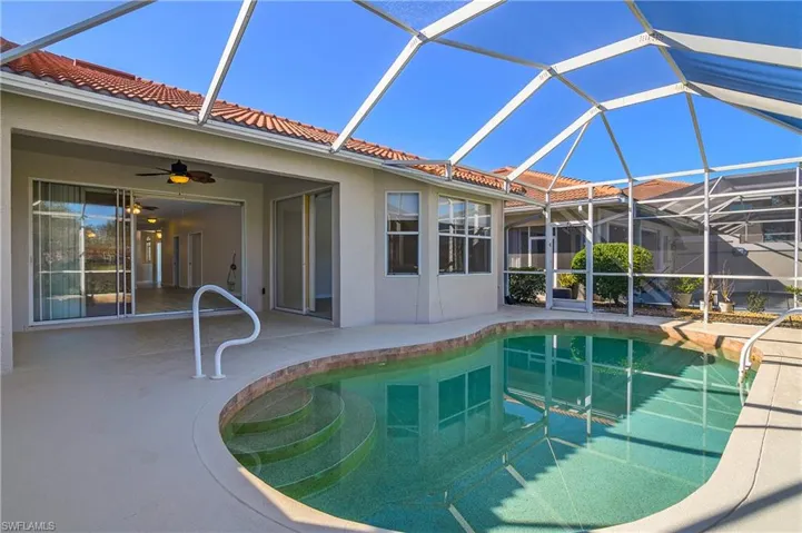 2045 Crestview Way A10, Naples, Florida 34119