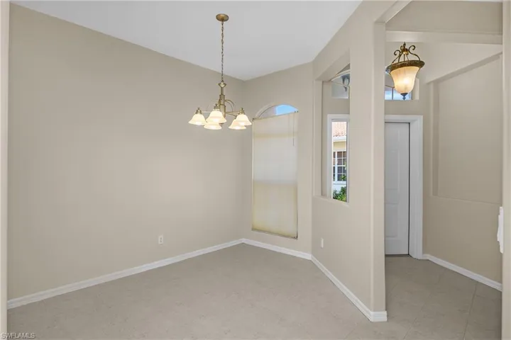2045 Crestview Way A10, Naples, Florida 34119
