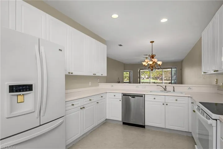 2045 Crestview Way A10, Naples, Florida 34119
