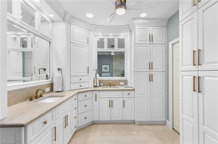 166  Barefoot  CIR, Bonita Springs, FL 34134