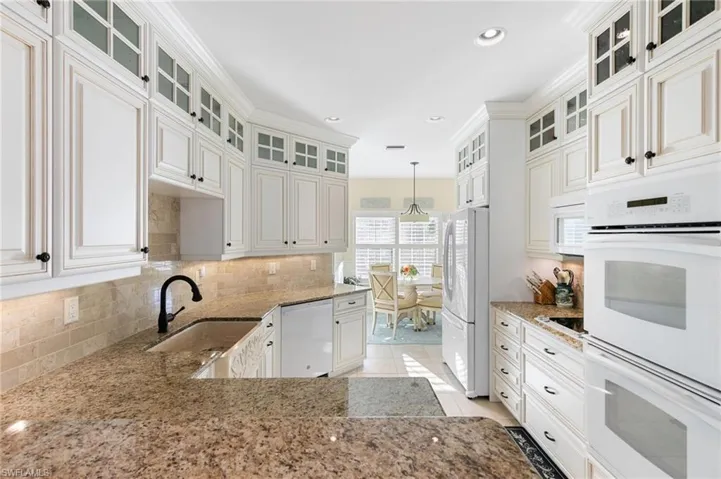 166  Barefoot  CIR, Bonita Springs, FL 34134