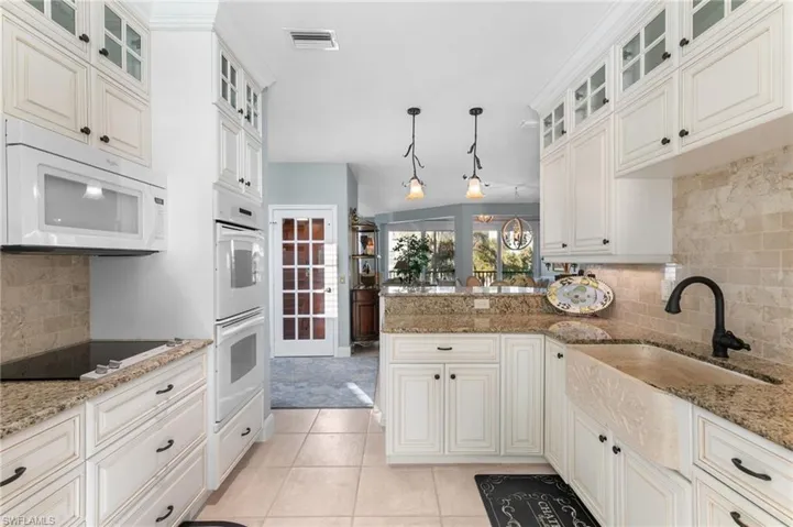 166  Barefoot  CIR, Bonita Springs, FL 34134