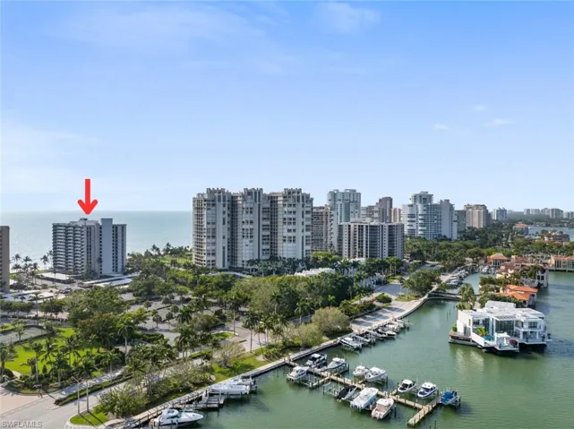 4005  Gulf Shore N BLVD, Naples, FL 34103