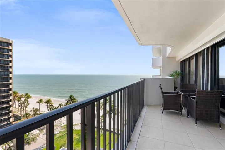 4005  Gulf Shore N BLVD, Naples, FL 34103