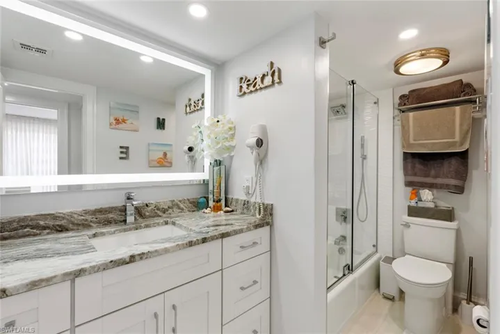 4005  Gulf Shore N BLVD, Naples, FL 34103
