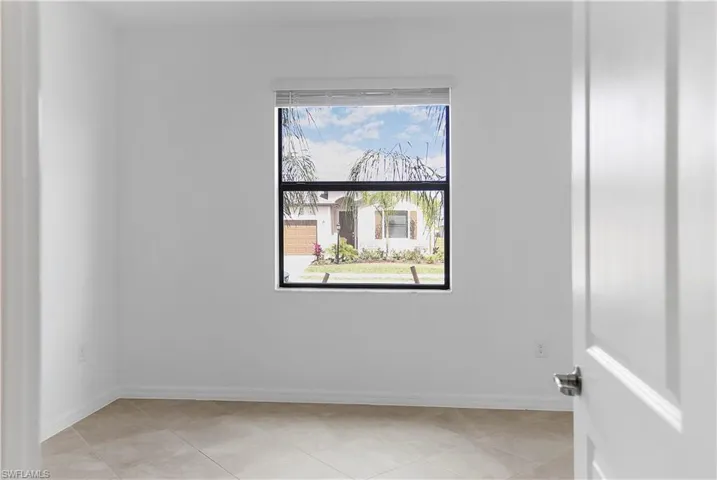 Spare room with baseboards
