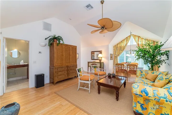 883  Galleon  DR, Naples, FL 34102