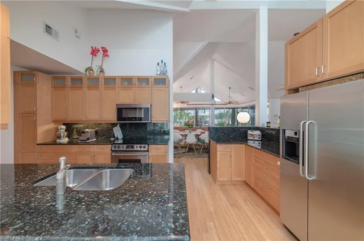 883  Galleon  DR, Naples, FL 34102