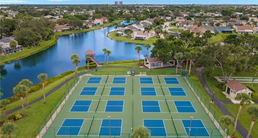 Pickleball Courts