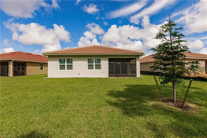 3800  Crosswater  DR, North Fort Myers, FL 33917