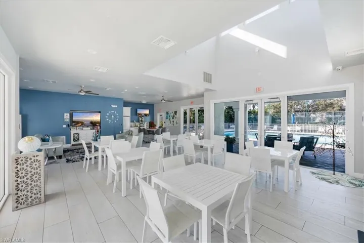 3902  Midshore  DR, Naples, FL 34109
