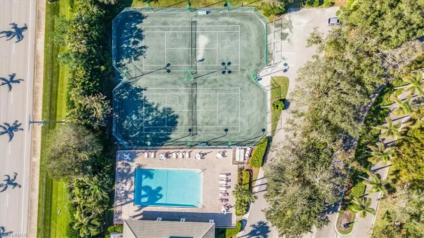 3902  Midshore  DR, Naples, FL 34109