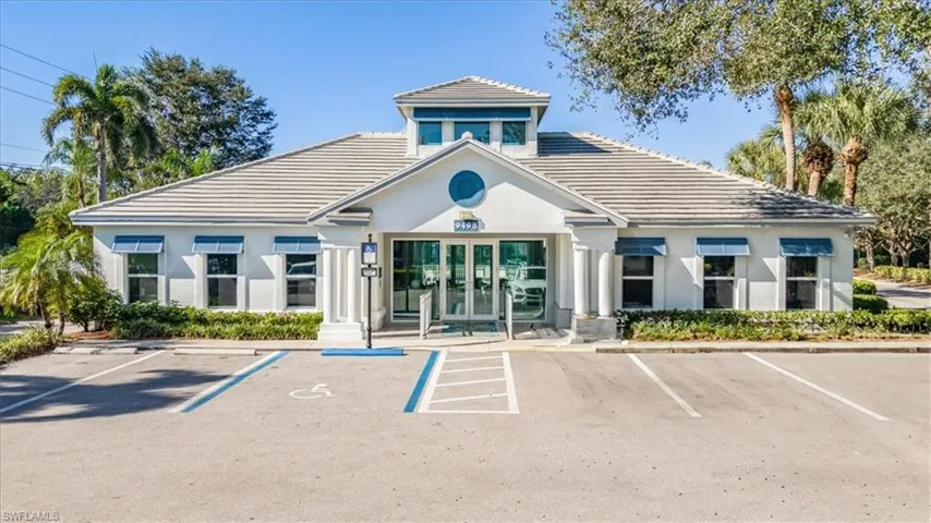 3902  Midshore  DR, Naples, FL 34109