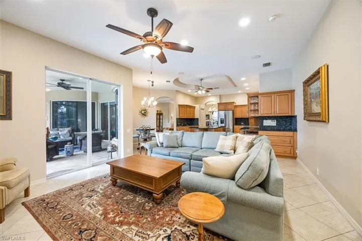3902  Midshore  DR, Naples, FL 34109