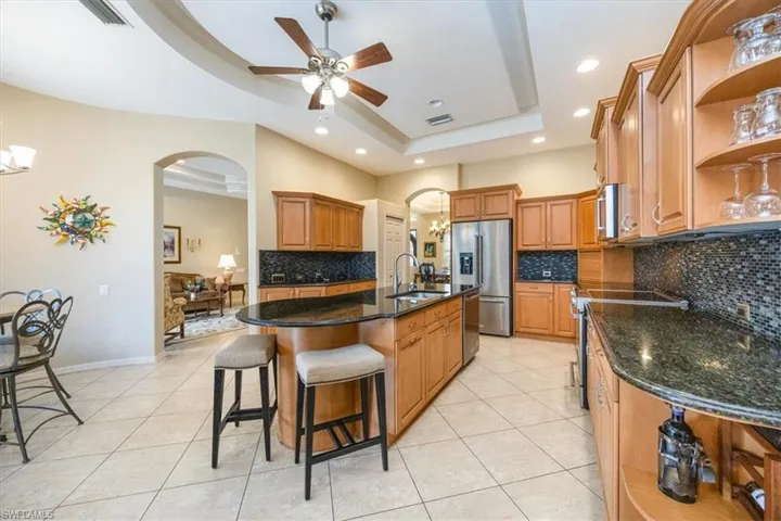 3902  Midshore  DR, Naples, FL 34109