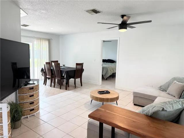 24  Charwood  CIR, Lehigh Acres, FL 33936