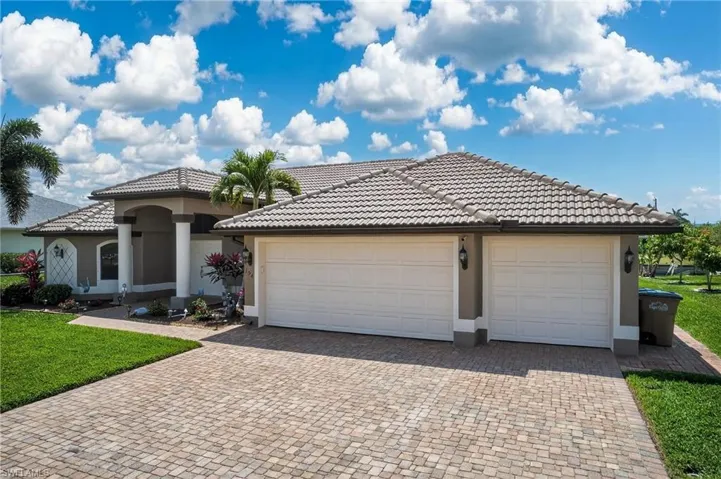 154 Se 21st Ter, Cape Coral, Florida 33990