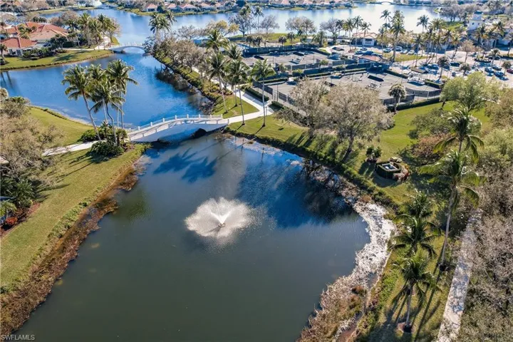 The end of Ventura Court leads the amenities center!