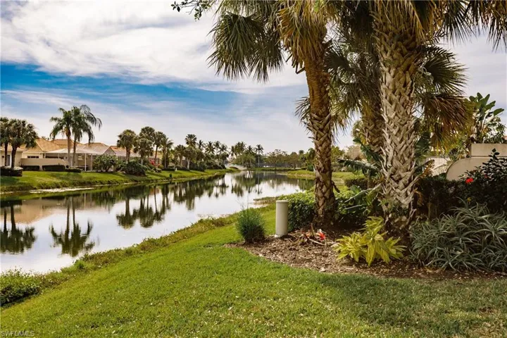 4994  Ventura  CT, Naples, FL 34109